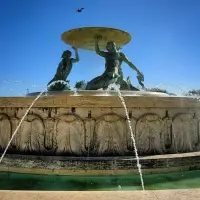 FUENTE DE LOS TRITONES - malta
