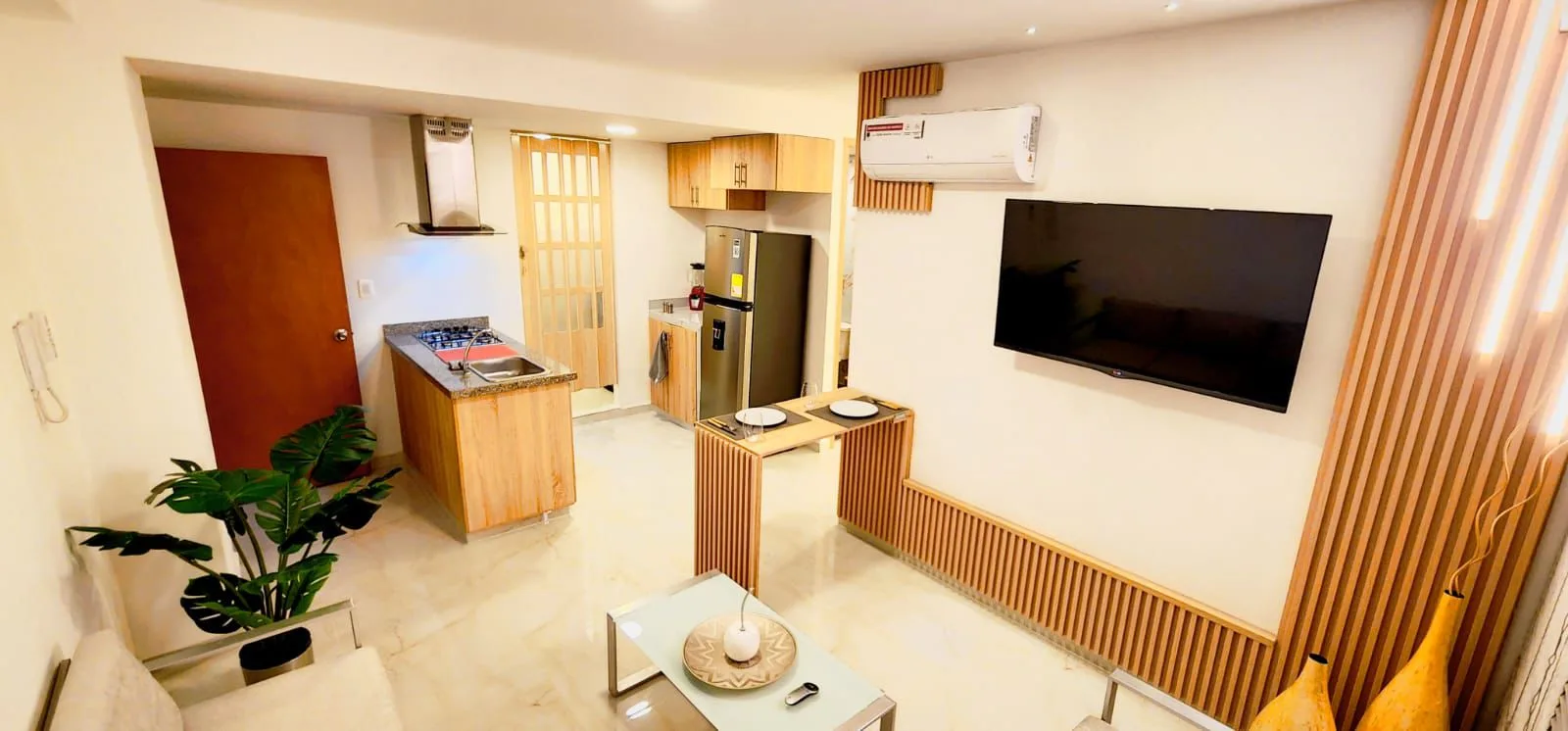 APARTAMENTO AMOBLADO DE LUJO VARIANTE LA FLORESTA